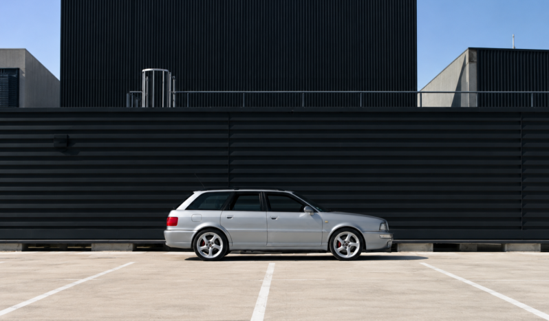 
								1995 Audi RS2 Avant full									