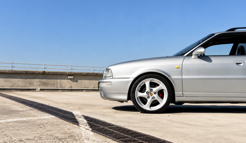 
								1995 Audi RS2 Avant full									